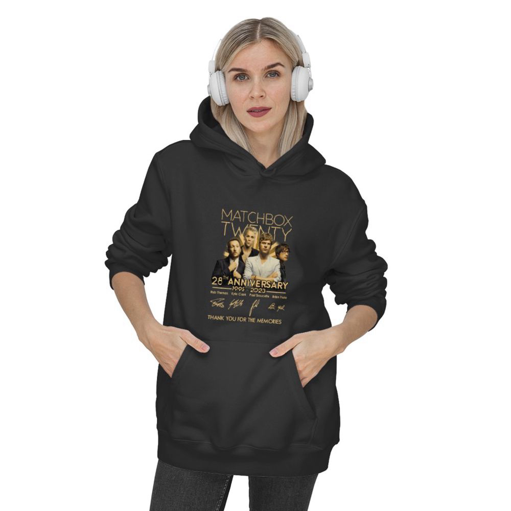 Exclusive 28 Years of Matchbox Twenty Hoodies: A Must-Have for Fans! 319