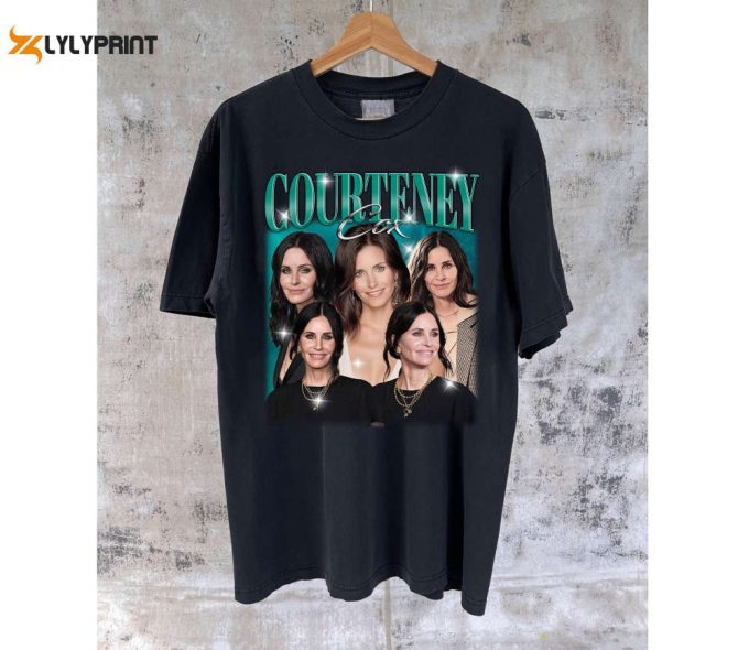 Courteney Cox T-Shirt Courteney Cox Shirt Courteney Cox Tees Courteney Cox Sweater Famous Unisex T-Shirt 1