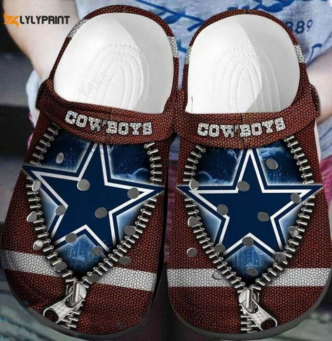 Dallas Cowboys Zip Big Logo Crocs 1