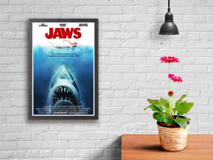 Jaws - 1975 Movie Poster - Steven Spielberg - Printed Poster - Wall Decor - Gift Idea 3