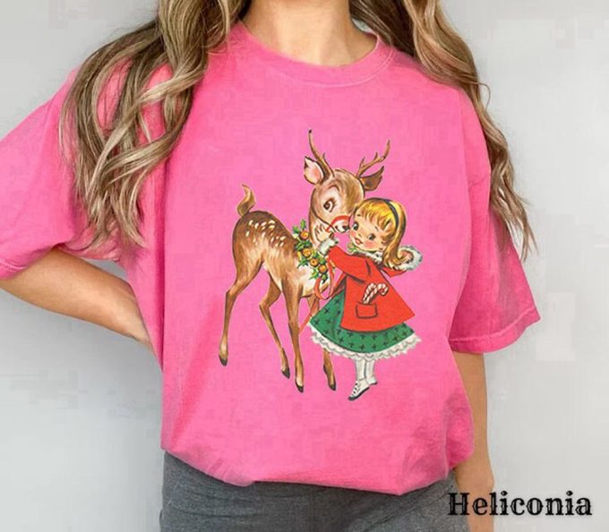 Retro Reindeer Christmas T-Shirt: Classic Holiday Apparel For Rudolph Lovers 2