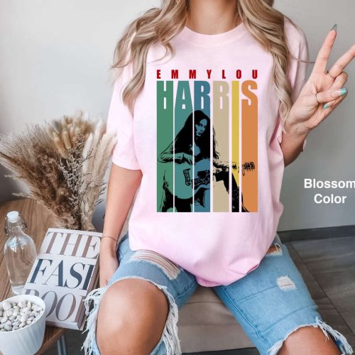 Emmylou Harris Retro Vintage Comfort Colors T-Shirt – Funny Band Shirt & Gift Tee for Music Lovers