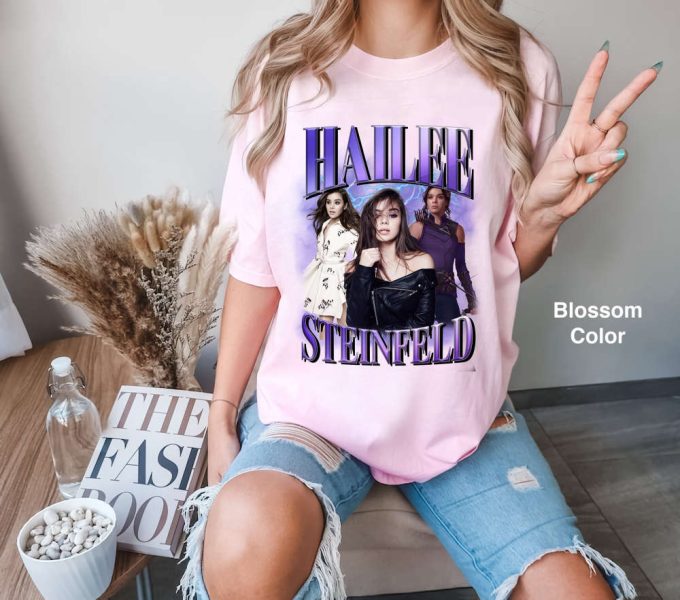 Shop Retro Hailee Steinfeld Comfort Colors Shirt Poster T-Shirt Sweatshirt - Funny Gift 2024 2