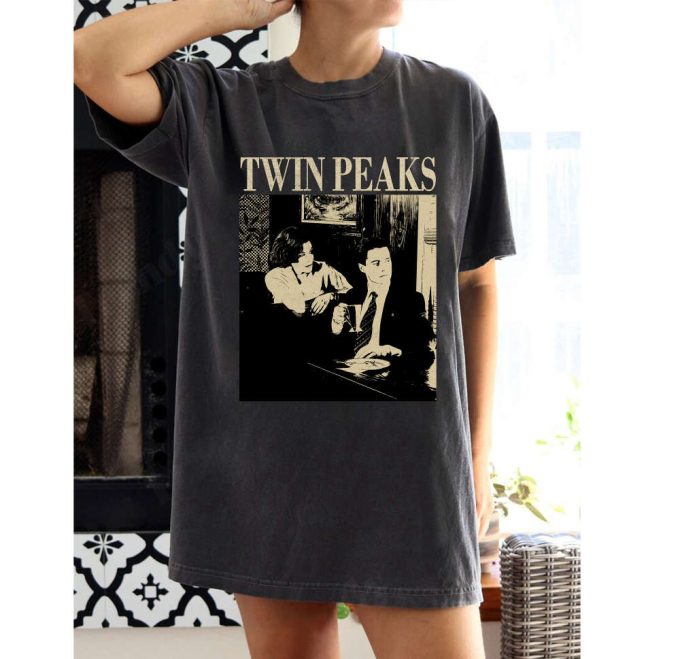 Twin Peaks T-Shirt Twin Peaks Movie Hoodie Twin Peaks Tee Movie Sweatshirt Retro Movie T-Shirt Trendy Sweatshirt Couples T-Shirt 2