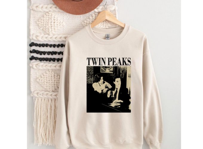 Twin Peaks T-Shirt Twin Peaks Movie Hoodie Twin Peaks Tee Movie Sweatshirt Retro Movie T-Shirt Trendy Sweatshirt Couples T-Shirt 3