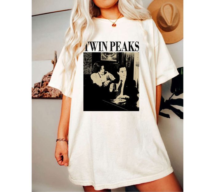 Twin Peaks T-Shirt Twin Peaks Movie Hoodie Twin Peaks Tee Movie Sweatshirt Retro Movie T-Shirt Trendy Sweatshirt Couples T-Shirt 4