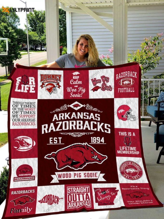 Arkansas Razorbacks 2 Quilt Blanket For Fans Home Decor Gift 1