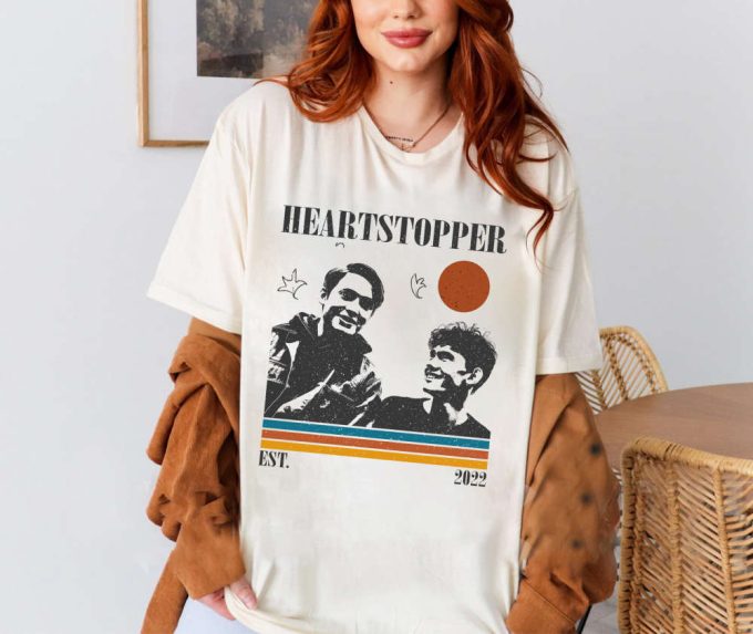 Heartstopper T-Shirt, Heartstopper Shirt, Heartstopper Sweatshirt, Unisex Shirt, Trendy Shirt, Retro Vintage, Vintage Shirt, Dad Gifts 3