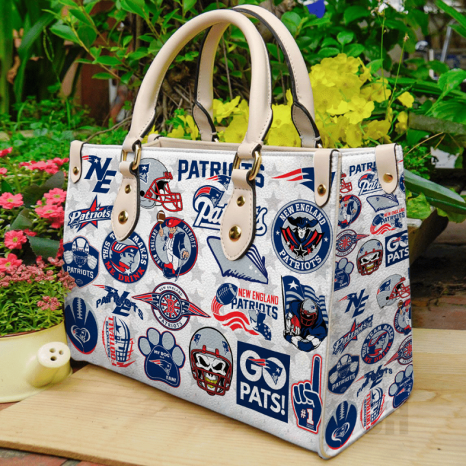 Stylish New England Patriots Leather Hand Bag Gift For Women'S Day - Perfect Women S Day Gift 2