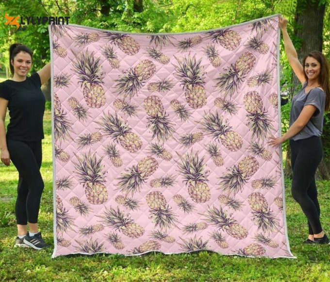 Pink Vintage Pineapple 3D Customized Quilt 1