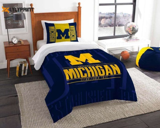 Michigan Wolverines Duvet Cover Bedding Set Gift For Fans 1