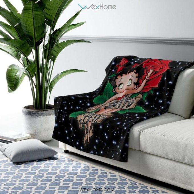 Betty Boop Cartoon With Rose Sexy Sherpa Sherpa Fleece Quilt Blanket Bl2855, Gift For Fan Home Decor, Gift For Fan Home Decor 2