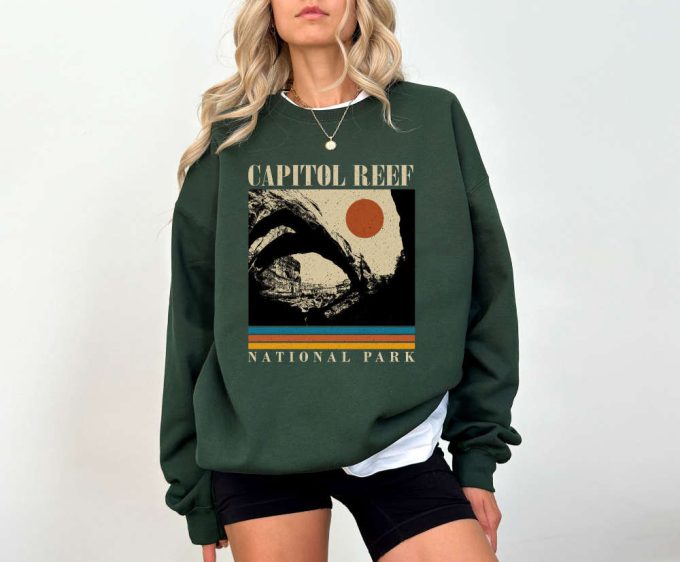 Explore Capitol Reef With Our Utah Travel Shirt - Vintage T-Shirt Sweatshirt Hoodie Perfect Dad Gifts 2