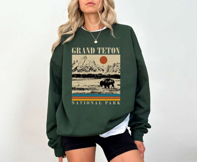 Explore Grand Teton With Our Wyoming Travel T-Shirt &Amp; Sweatshirt - Perfect Gifts For Dad &Amp; Him 2