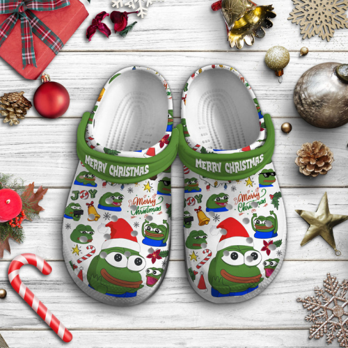 Merry Christmas Pepe The Frog Meme Classic Clogs – Fun Footwear for Kids & Adults!