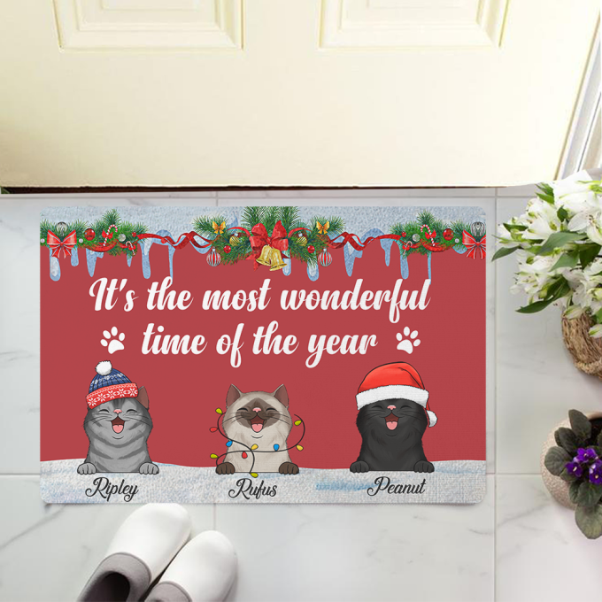 Christmas Cats Doormat: Personalized Holiday Decor For Cat Lovers