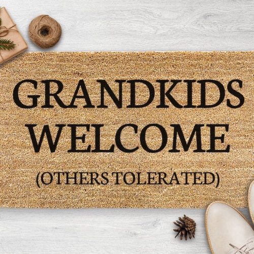 Chilasport Outdoor Mat: Personalized Family Mat – Grandkids Welcome Christmas Gift – Custom Coir Doormat