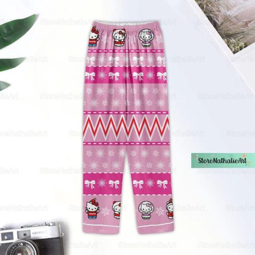 Cozy Christmas Hello Kitty Pajamas Set: Pink Holiday Sleepwear