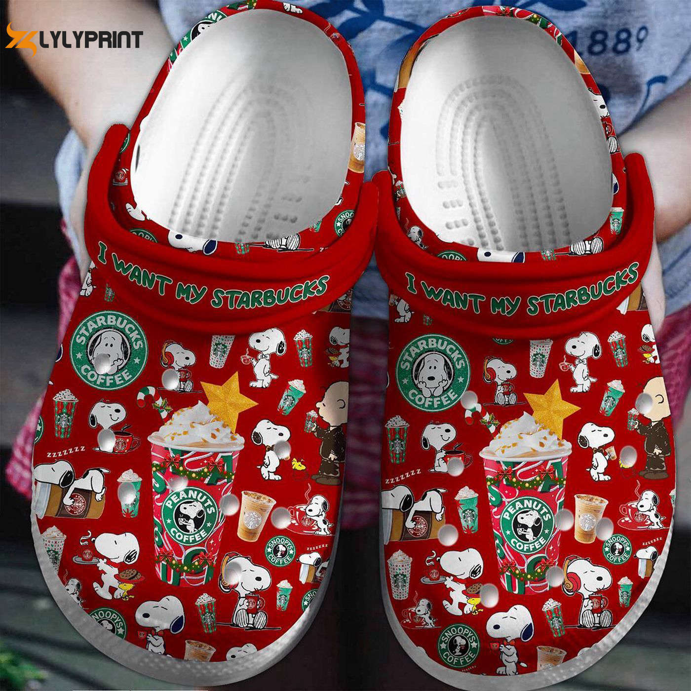 Cute Peanuts Snoopy Christmas Red Clogs – Stylish Footwear for Kids and Adults Cute Peanuts Snoopy Christmas Red Clogs – Stylish Footwear for Kids and Adults