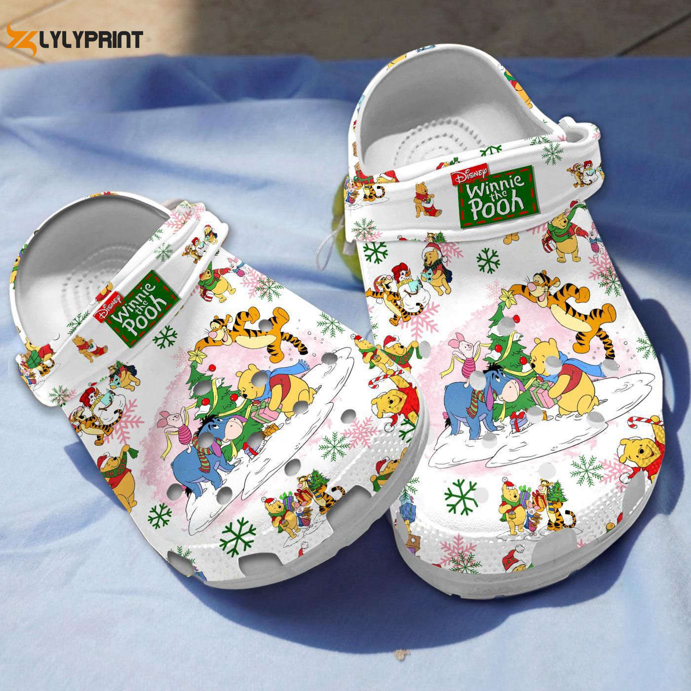 Cute Winnie The Pooh Christmas White Clogs – Safe & Stylish Outdoor Footwear Cute Winnie The Pooh Christmas White Clogs – Safe & Stylish Outdoor Footwear