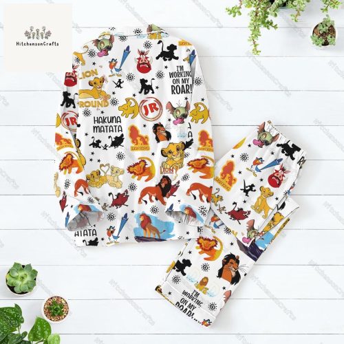 Disney Lion King Pajamas Set: Simba Family Movie Christmas PJs Disneyland Shirt – Perfect Birthday Gift for Men