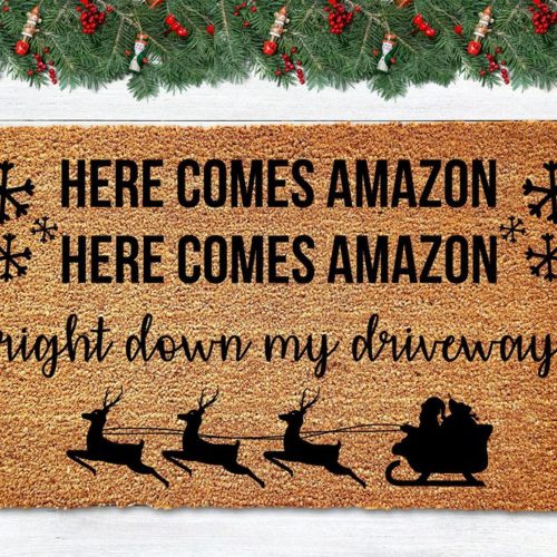 Here Comes Amazon Doormat – Funny Christmas Welcome Mat for a Merry Christmas – Funny Doormat