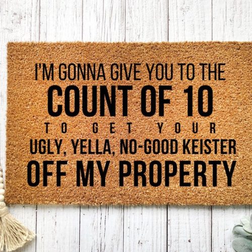 I m Gonna Give You To The Count Of 10 Doormat – Funny & Festive Christmas Gift Decor