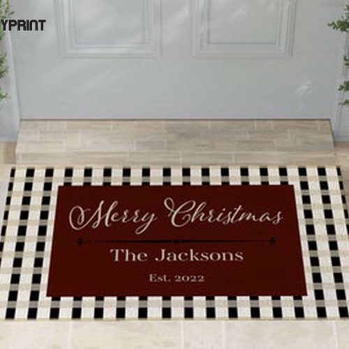 Personalized Merry Christmas Door Mat – Plaid Design Perfect Homewarming Gift with Family Name