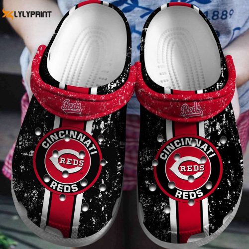 Cincinnati Reds Crocs: Black Fan Baseball Shoes for MLB Enthusiasts
