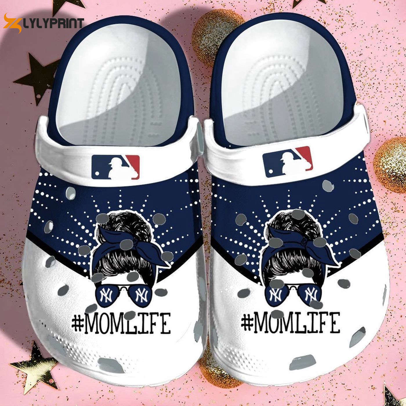 New York Yankees MLB Crocs: Stylish Mom Life Baseball Shoes New York Yankees MLB Crocs: Stylish Mom Life Baseball Shoes