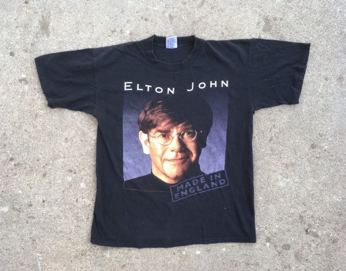 Vintage 1990S Elton John Made In England Black Concert Tour T-Shirt – Hipster Swag Single Stitch