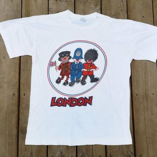 Rare Vintage 1984 London England Tower of London Cream T-Shirt – Queen s Guards Single-Stitched