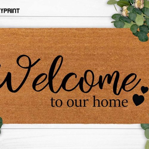 Personalized Home Doormat – Custom Christmas Decoration & Housewarming Gift: Last Name Rug for Mom