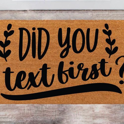 Chilasport – Personalized Doormat: Text First Cute Family Name Rug Christmas Gift